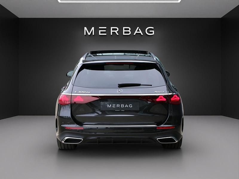 Neu Mercedes E300 197 PS (144 kW) 2025 Grau Kombi