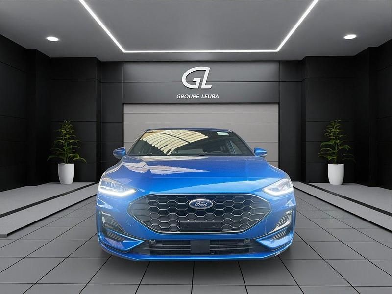Gebraucht Ford Focus ST-Line X 155 PS (114 kW) 2024 Blau Limousine