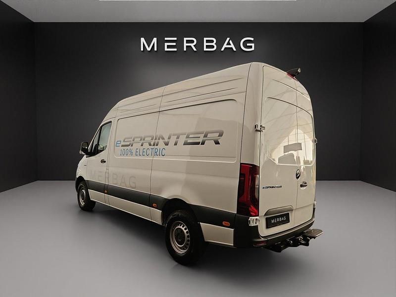 Gebraucht Mercedes E-Sprinter 150 kW (204 PS) 2024 Van