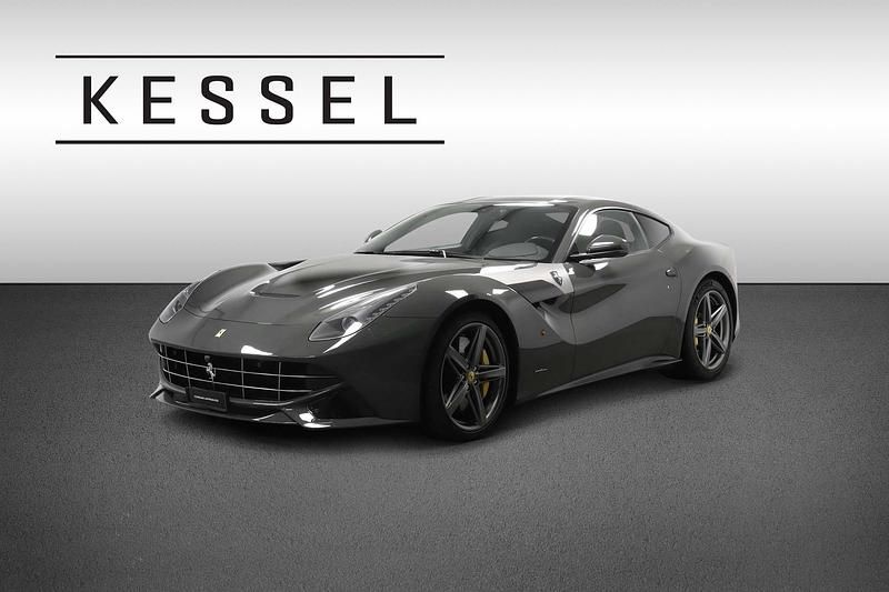 Gebraucht Ferrari F12 736 PS (541 kW) 2013 Grau Coupé
