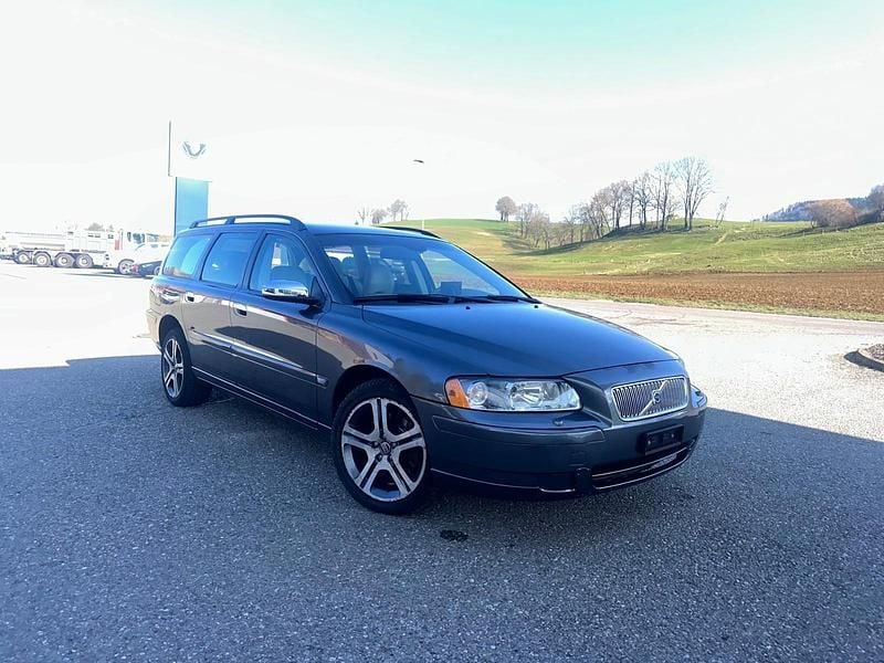 Gebraucht Volvo V70 Momentum 210 PS (154 kW) 2005 Kombi