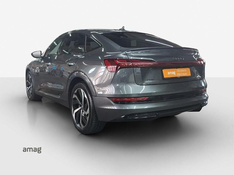 Gebraucht Audi e-tron Sportback Black Edition 300 kW (408 PS) 2022 Daytonagrau perleffekt SUV