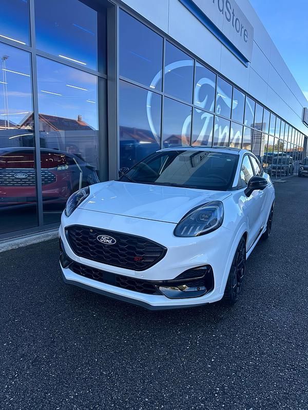 Neu Ford Puma ST 159 PS (116 kW) 2025 Weiss SUV