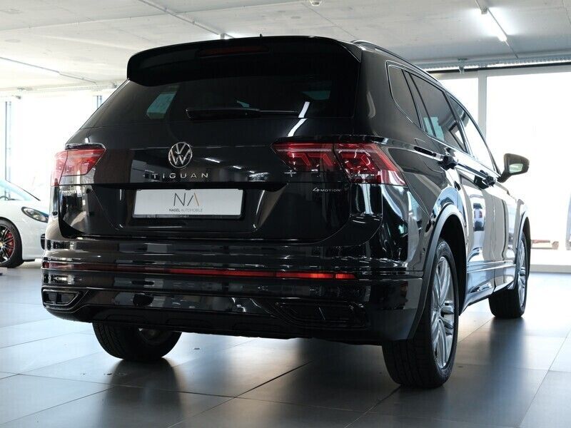 Gebraucht VW Tiguan Allspace R-line 244 PS (179 kW) 2022 SUV