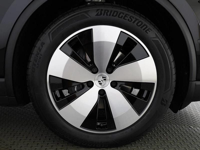 Gebraucht Porsche Macan 300 kW (408 PS) 2025 SUV