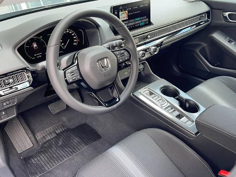 Gebraucht Honda Civic Elegance 184 PS (135 kW) 2024 Grau Limousine