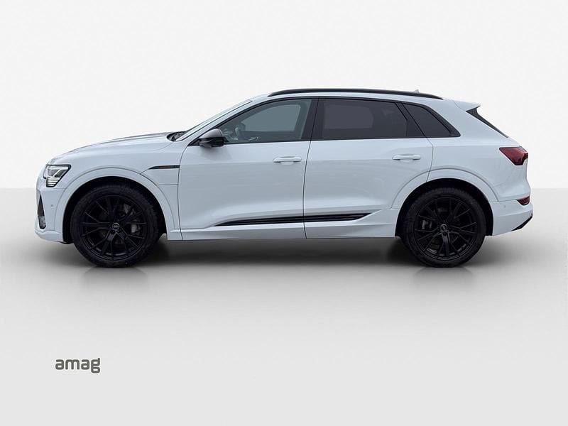 Gebraucht Audi e-tron S-Line 300 kW (408 PS) 2022 Gletscherweiss metallic SUV