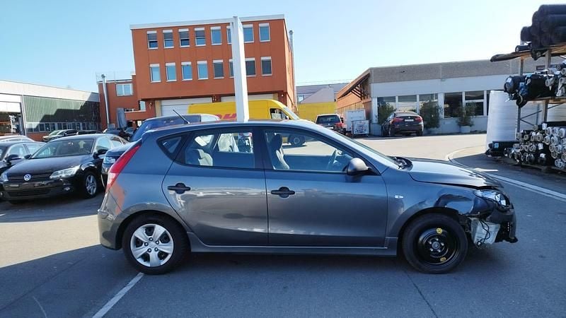 Gebraucht Hyundai i30 Style 126 PS (92 kW) 2011