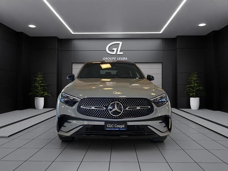Neu Mercedes GLC220 197 PS (144 kW) 2026 Grau Coupé