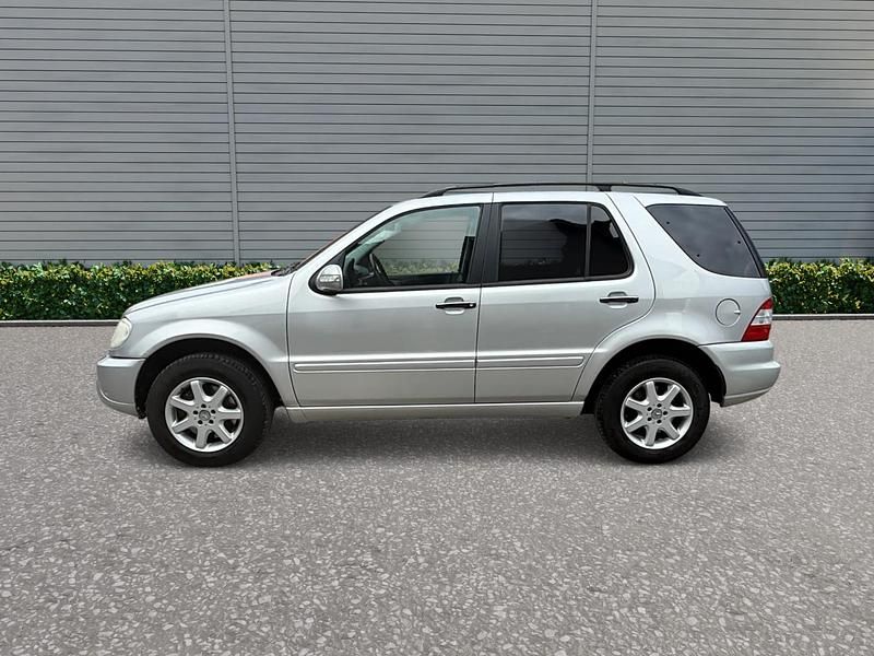 Gebraucht Mercedes ML500 Exclusive 292 PS (214 kW) 2002 SUV