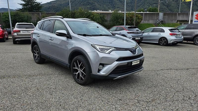 Gebraucht 2017 Toyota RAV4 Hybrid Style SUV | CHF 19’800 - Bild 1/4
