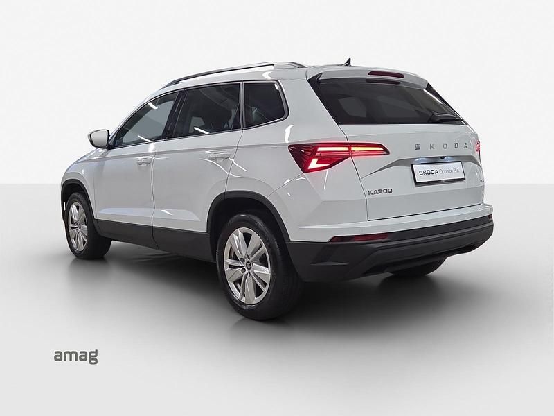 Gebraucht Skoda Karoq Selection 150 PS (110 kW) 2025 Moon weiss, metallic SUV