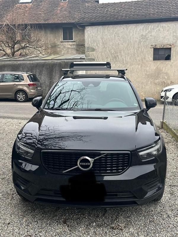 Gebraucht 2022 Volvo XC40 R-Design SUV | CHF 27’000 (Fairer Preis) - Bild 1/4