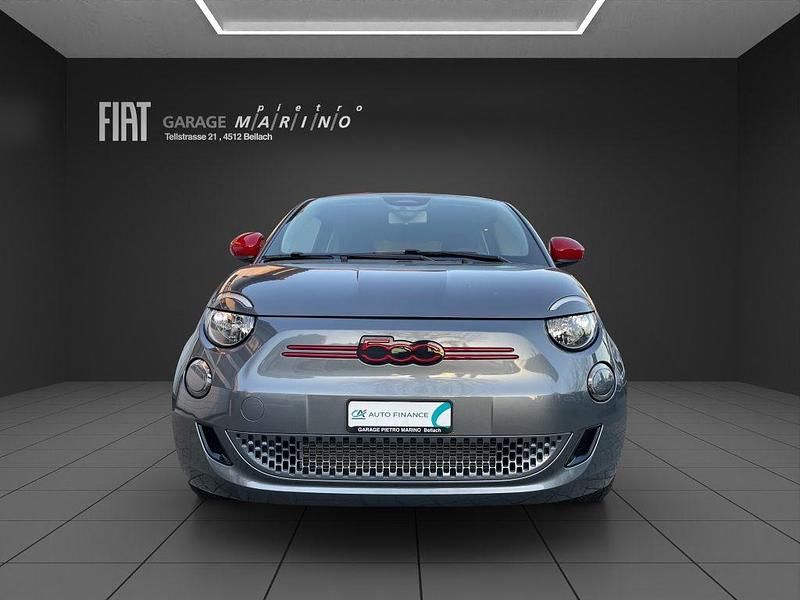 Gebraucht Fiat 500e Red 86 kW (118 PS) 2023 Limousine