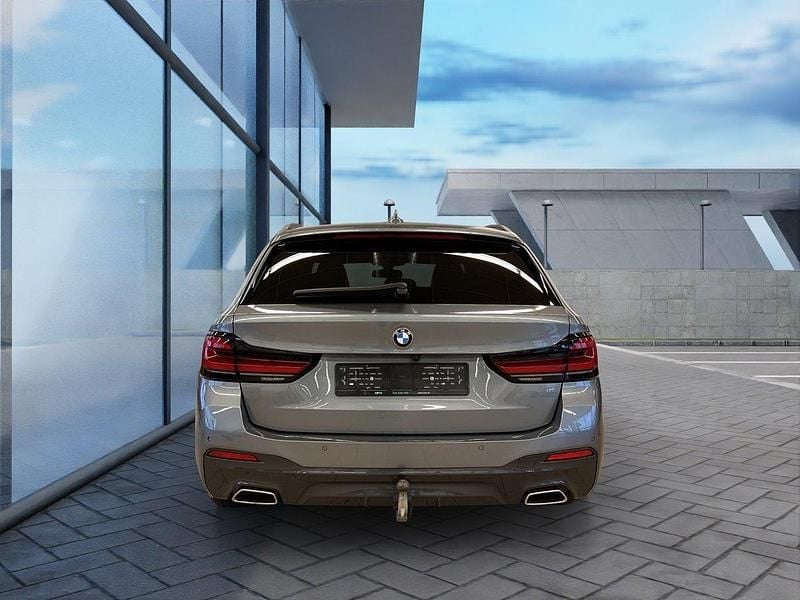 Gebraucht BMW 530e M Sport 292 PS (214 kW) 2020 Kombi
