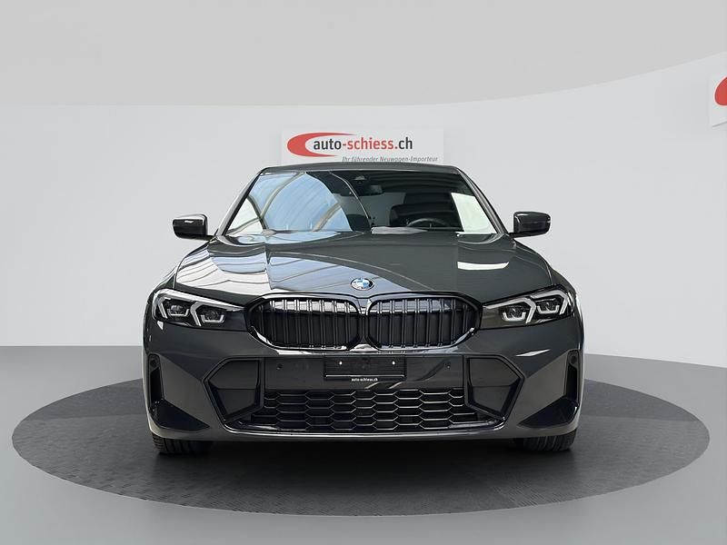 Gebraucht BMW 320 Shadowline 292 PS (214 kW) 2024 Limousine