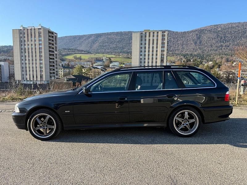 Gebraucht BMW 525 193 PS (141 kW) 2001 Kombi