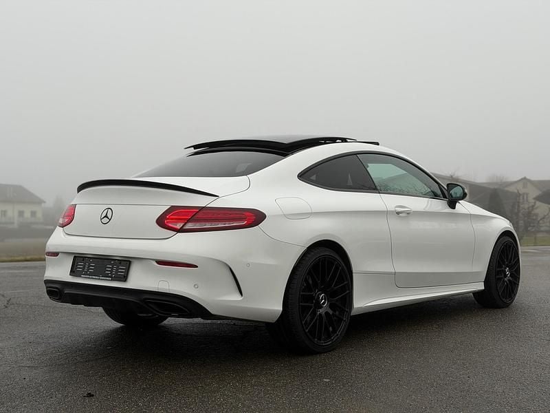 Gebraucht Mercedes C180 AMG line 156 PS (114 kW) 2019