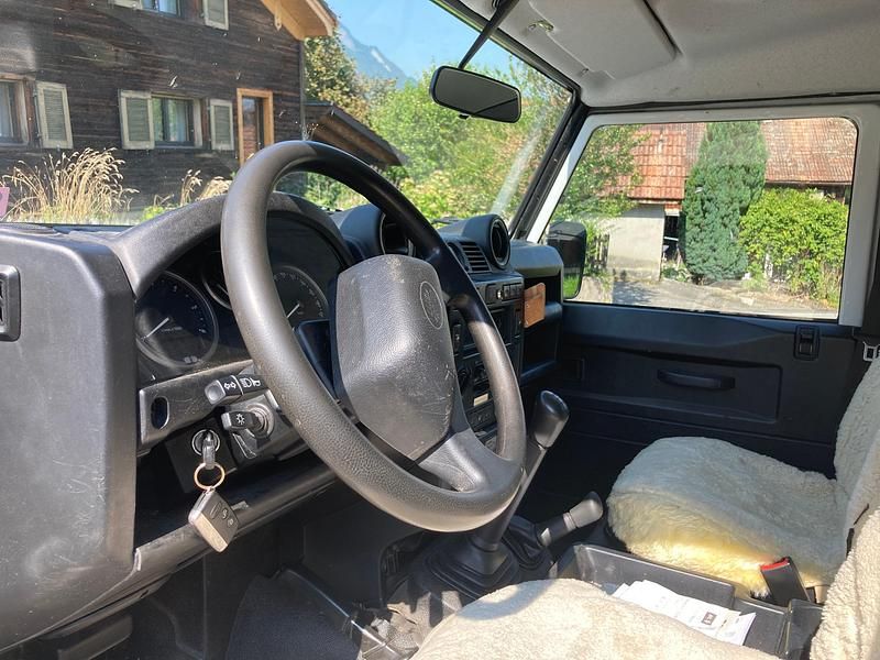 Gebraucht Land Rover Defender 122 PS (89 kW) 2015 SUV