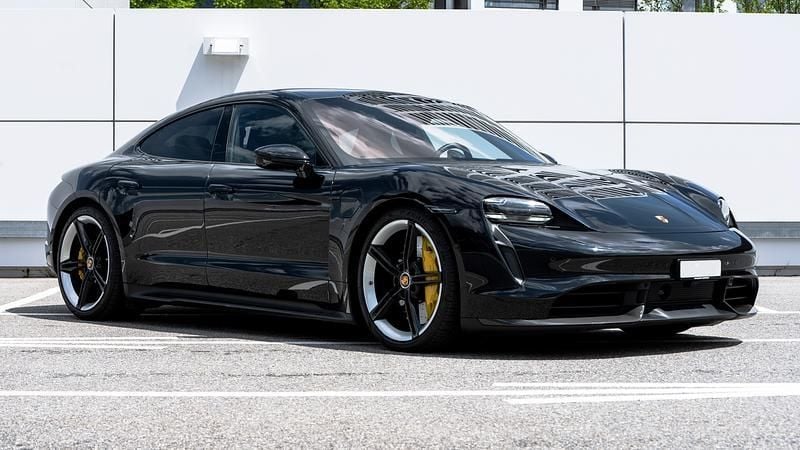 Gebraucht 2020 Porsche Taycan Turbo S Limousine | CHF 83’000 (Etwas zu teuer) - Bild 1/4