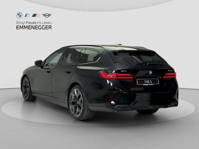 Neu BMW 550e M Sport 313 PS (230 kW) 2025 Kombi