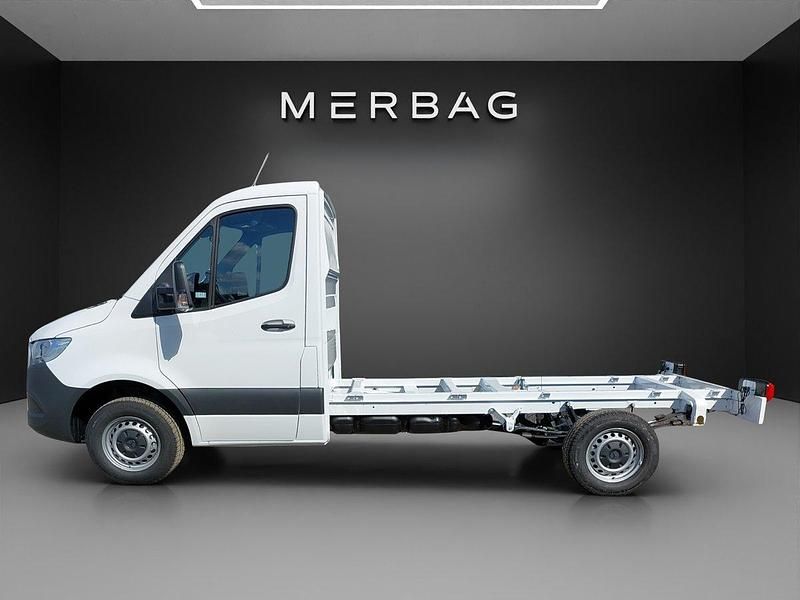 Gebraucht Mercedes Sprinter 149 PS (109 kW) 2024 Weiss Van