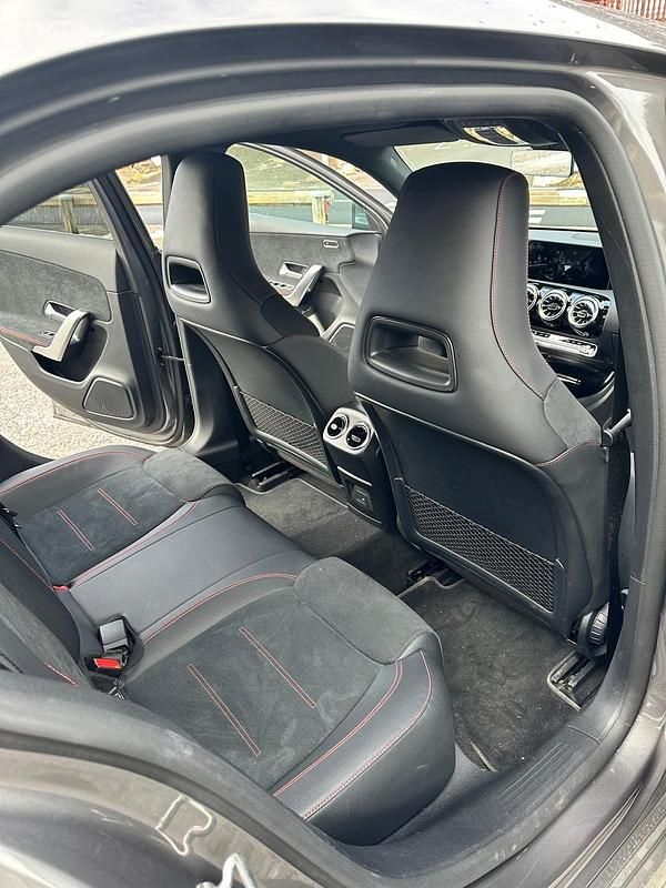 Gebraucht Mercedes A200 AMG line 163 PS (119 kW) 2022