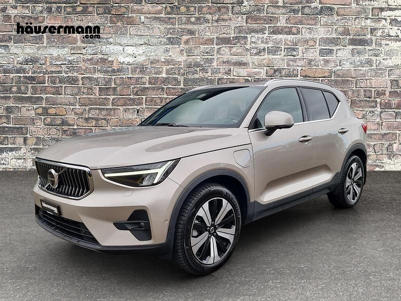 Beige Gebraucht 2022 Volvo XC40 Ultimate SUV | CHF 38’900 (Fairer Preis) - Bild 1/4