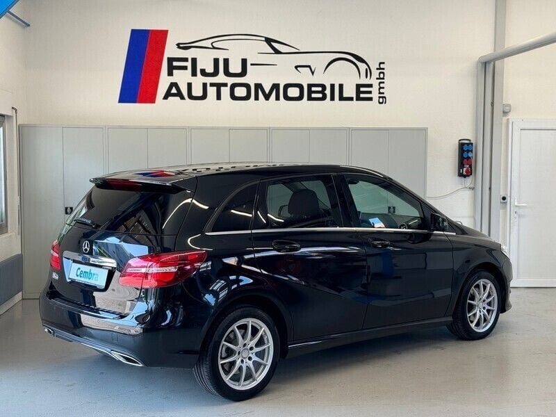 Gebraucht Mercedes B220 177 PS (130 kW) 2015 Van / Kleinbus