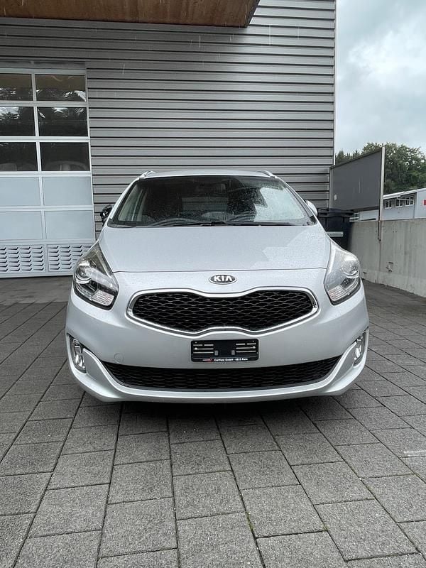 Gebraucht 2015 Kia Carens Style Van / Kleinbus | CHF 9’400 (Fairer Preis) - Bild 1/4