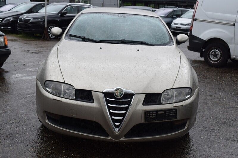 Gebraucht 2005 Alfa Romeo GT Progression Coupé | CHF 3’999 - Bild 1/4