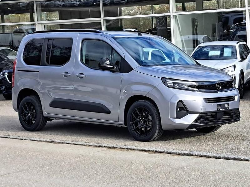 Neu Opel Combo 110 PS (80 kW) 2025 Kombi