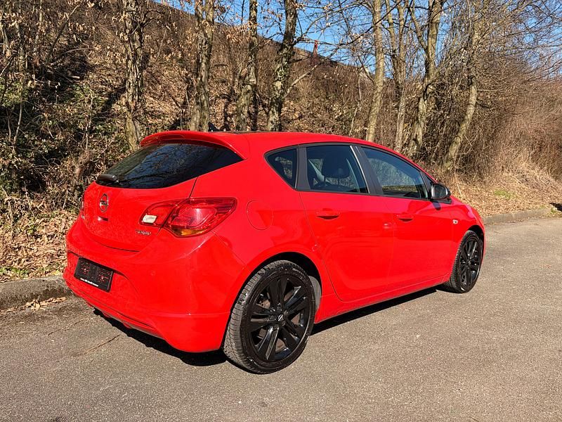 Gebraucht Opel Astra Sport 140 PS (102 kW) 2015