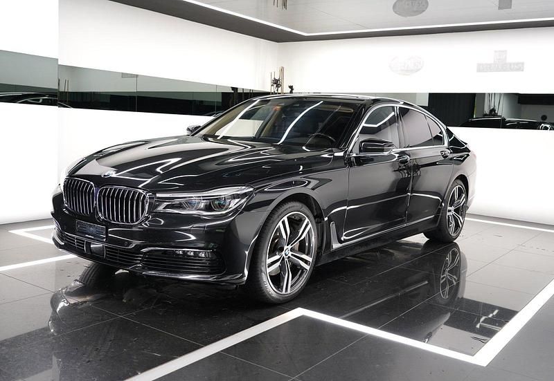 Gebraucht 2018 BMW 730 Sport Line Limousine | CHF 36’900 (Fairer Preis) - Bild 1/4