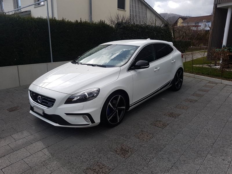 Gebraucht 2014 Volvo V40 Kombi | CHF 13’250 - Bild 1/1