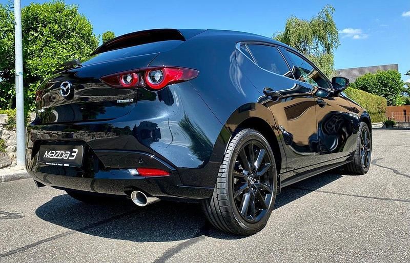 Neu Mazda 3 Homura-Line 186 PS (136 kW) 2025 Kleinwagen