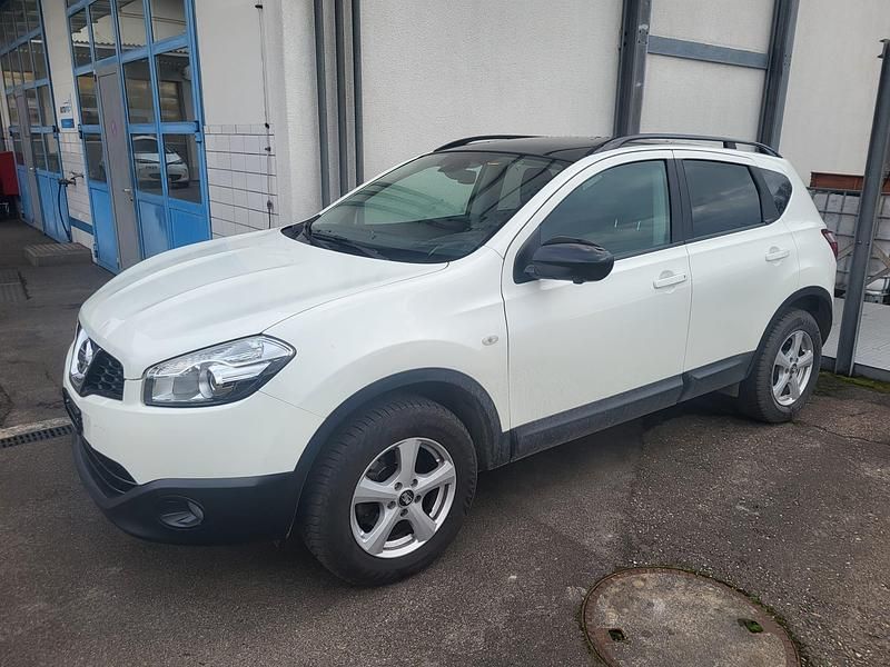 Gebraucht Nissan Qashqai Acenta 131 PS (96 kW) 2013 SUV