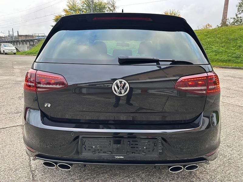 Gebraucht VW Golf VII R 301 PS (221 kW) 2015 Limousine
