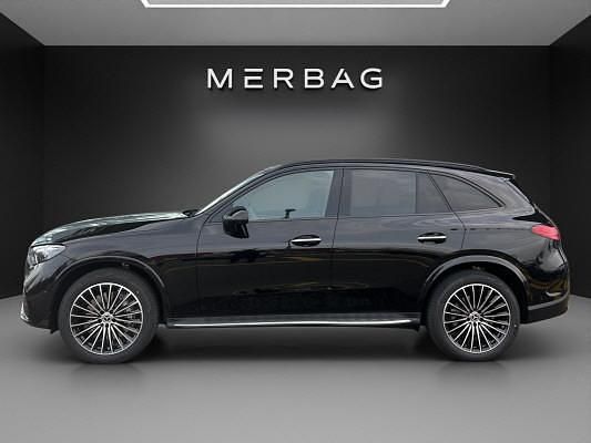 Gebraucht Mercedes GLC300e 269 PS (197 kW) 2024 SUV