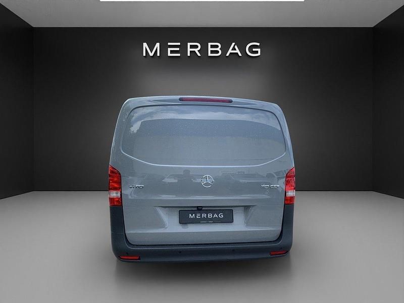 Gebraucht Mercedes Vito 102 PS (75 kW) 2024 Van