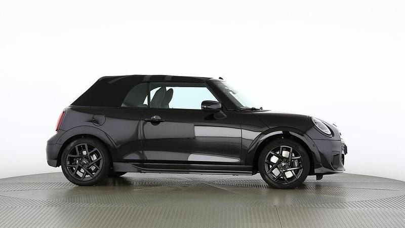 Gebraucht Mini Cooper Cabriolet 163 PS (119 kW) 2025 Schwarz Cabrio