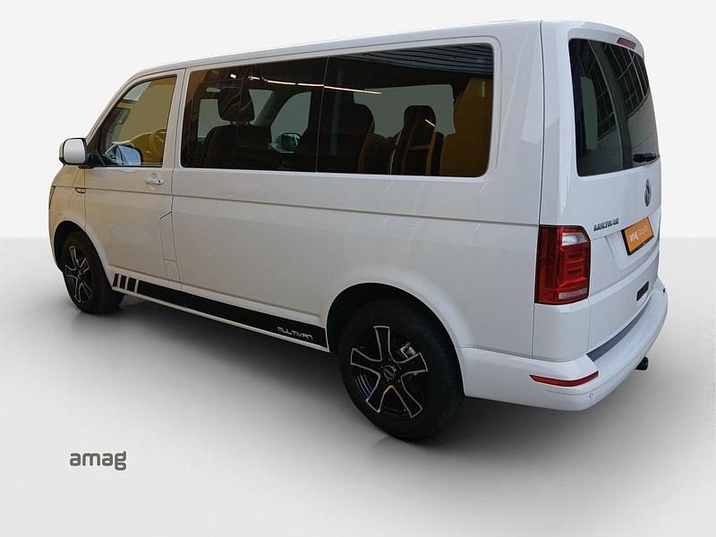 Gebraucht VW Multivan Trendline 150 PS (110 kW) 2017 Van