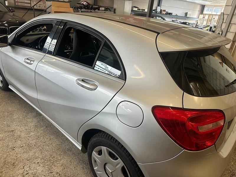 Gebraucht Mercedes A180 Style 122 PS (89 kW) 2013