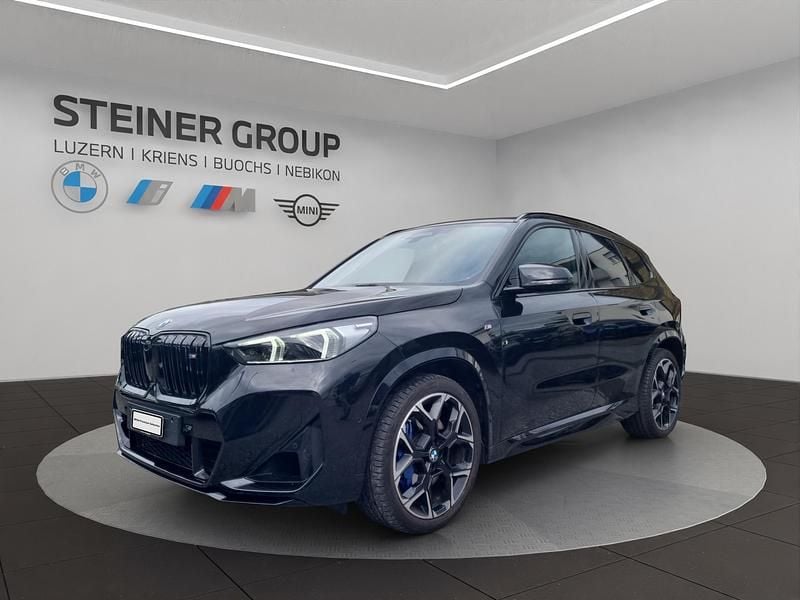 Schwarz Gebraucht 2024 BMW X1 Luxury Line SUV | CHF 59’900 - Bild 1/4