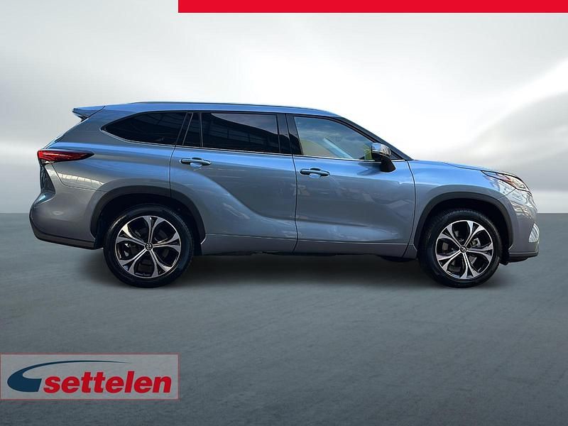 Gebraucht Toyota Highlander Premium 247 PS (181 kW) 2024 Grau SUV