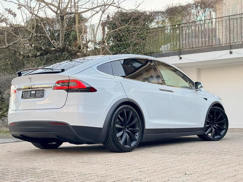 Gebraucht Tesla Model X Performance 585 kW (796 PS) 2019 SUV