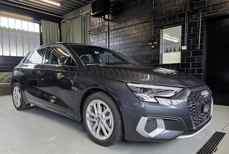 Gebraucht Audi A3 115 PS (84 kW) 2023 Limousine