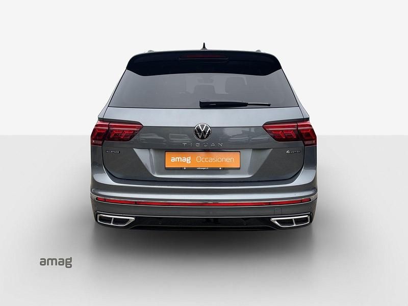Gebraucht VW Tiguan Allspace R-line 190 PS (139 kW) 2024 Platinum grey metallic SUV