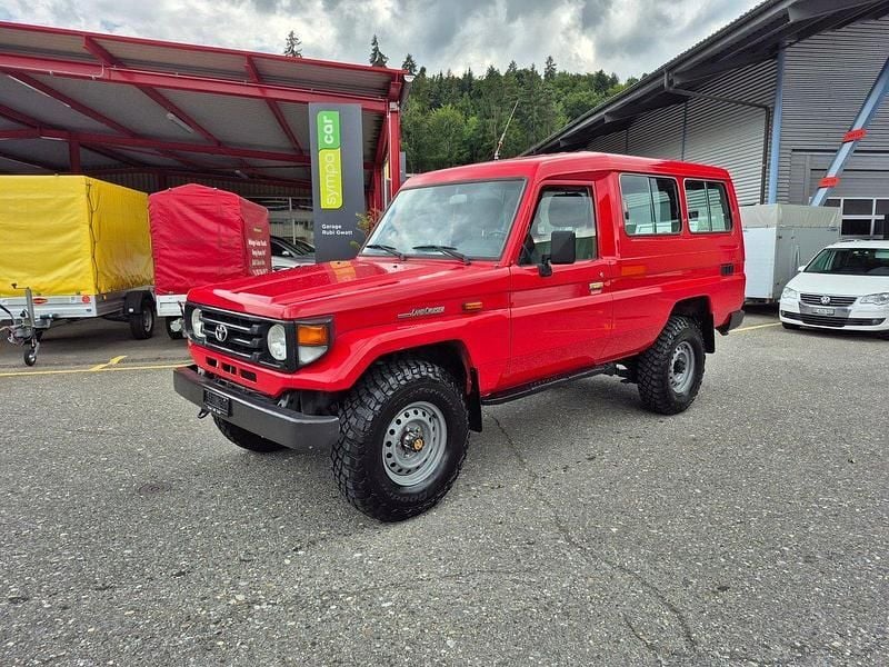 Gebraucht 2002 Toyota Land Cruiser SUV | CHF 57’800 (Teuer) - Bild 1/4