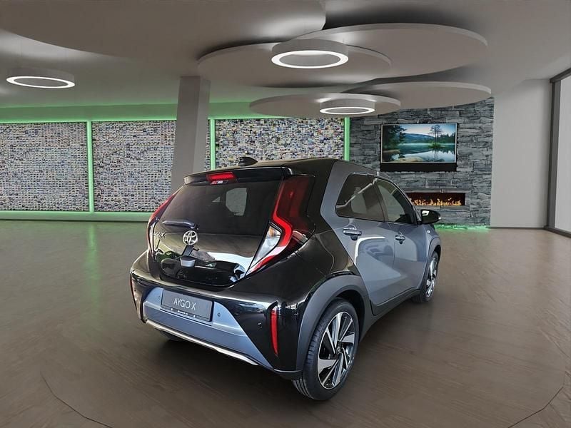 Gebraucht Toyota Aygo X Style 71 PS (52 kW) 2026 Grau SUV
